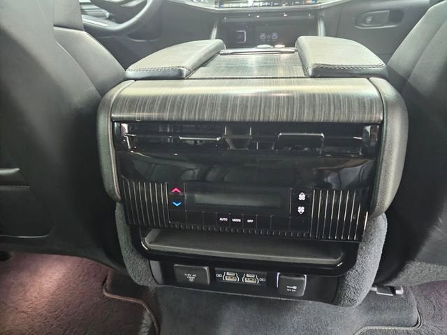 2023 Jeep Wagoneer L Series II