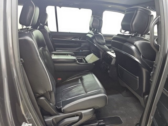 2023 Jeep Grand Wagoneer L Series II