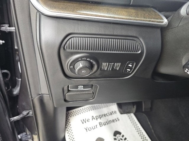 2023 Jeep Grand Wagoneer L Series II