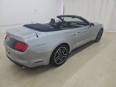 2022 Ford Mustang EcoBoost