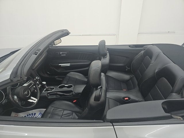 2022 Ford Mustang EcoBoost