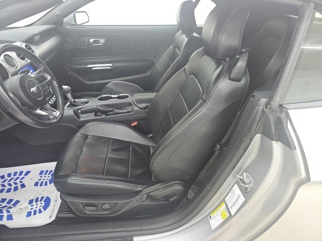 2022 Ford Mustang EcoBoost