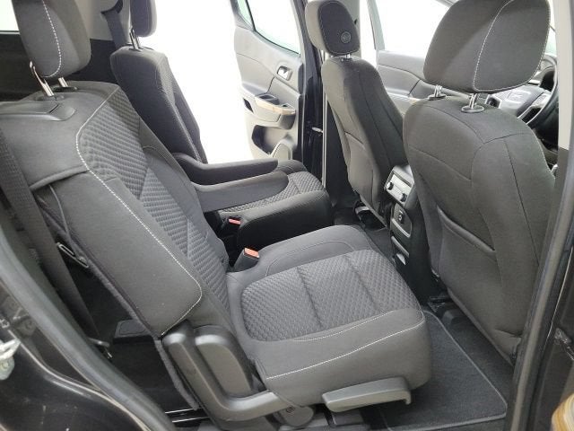 2017 GMC Acadia SLE