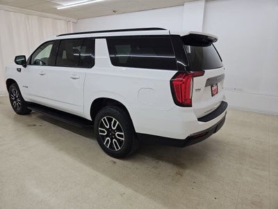 2023 GMC Yukon XL AT4