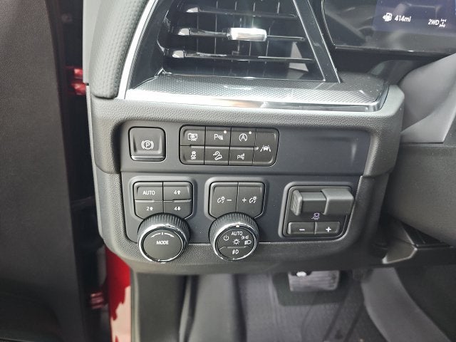2027 Chevrolet Suburban RST - Photo 30