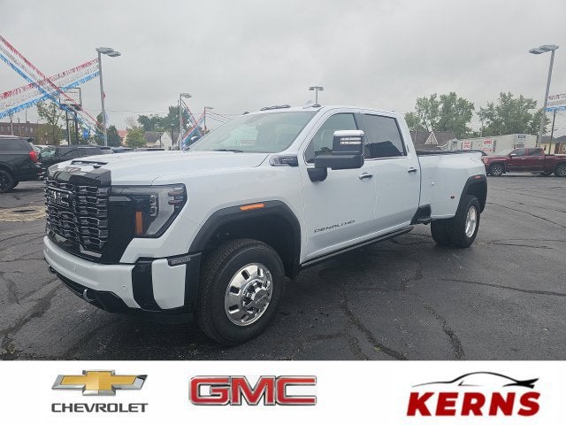 2026 GMC Sierra 3500 HD Denali Ultimate DRW