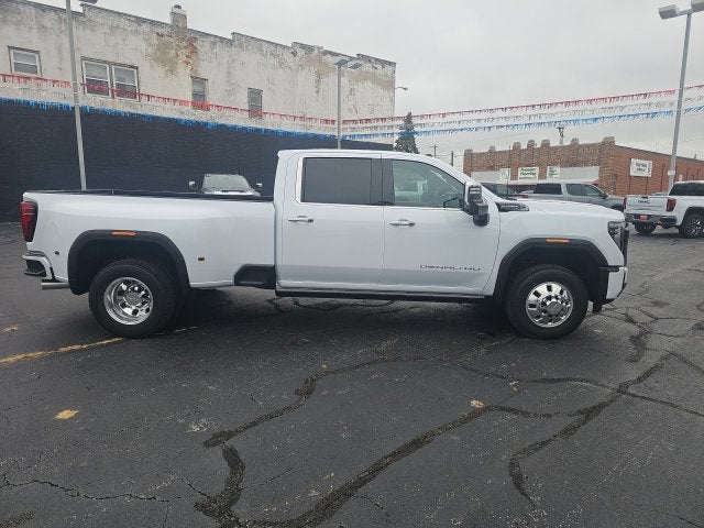 2026 GMC Sierra 3500 HD Denali Ultimate DRW