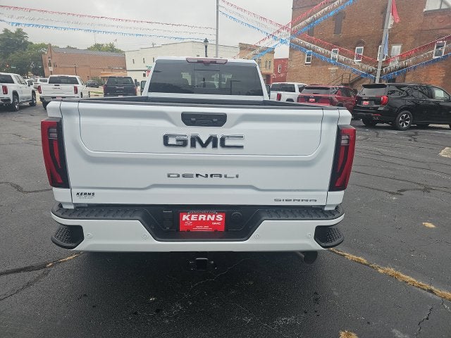 2026 GMC Sierra 3500 HD Denali Ultimate DRW
