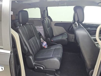 2014 Chrysler Town & Country Touring-L