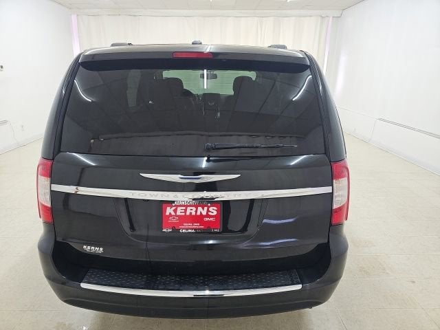 2014 Chrysler Town & Country Touring-L