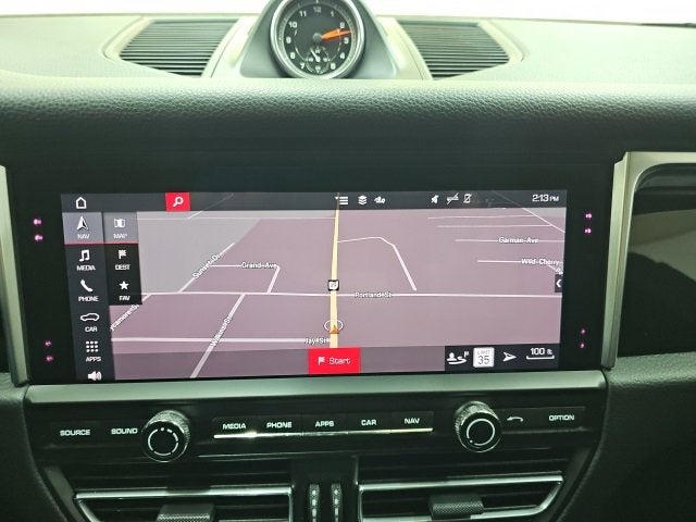 2021 Porsche Macan Base